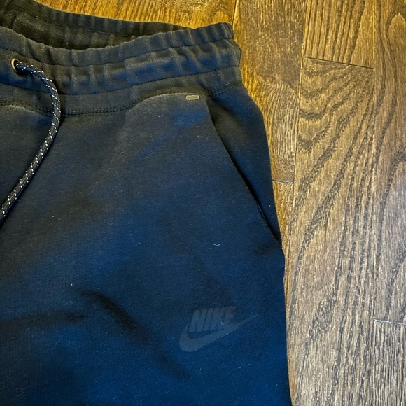 Nike black reflective joggers - Picture 4 of 7